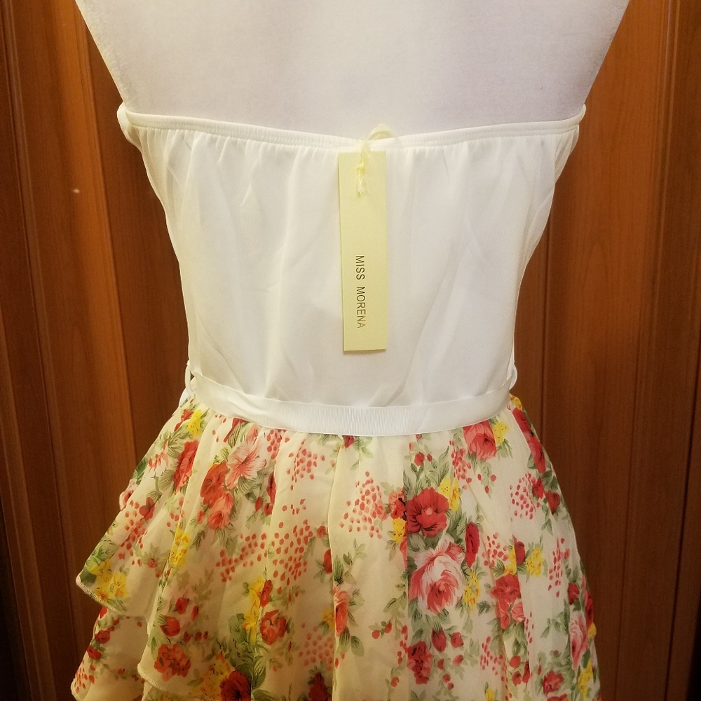 AMSTYCAL FLORAL RUFFLED DRESS - Picture 3 of 6